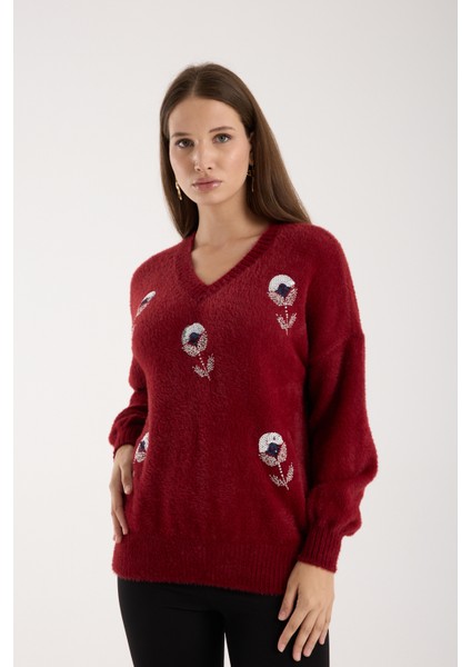 Kadın Bordo Sakal Iplik Balon Kollu Boncuk Nakışlı V Yaka Triko Kazak fırsatları