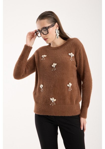 Kadın Taba Sakal Iplik Önü Aksesuarlı Bisiklet Yaka Triko Kazak fiyatları