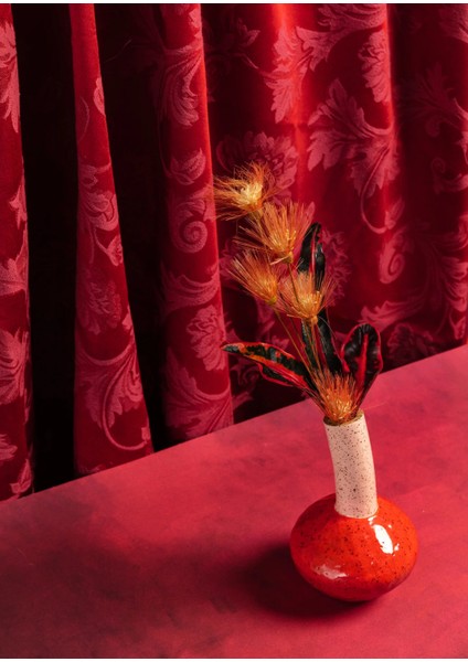 Derin Kızıl Vinil Backdrop – Profesyonel Fotoğraf ve Video Çekim Arka Planı (80×120 Cm) fırsatları