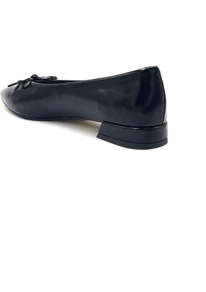 Fiyonk Detaylı Günlük Kadın Babet Siyah indirimleri