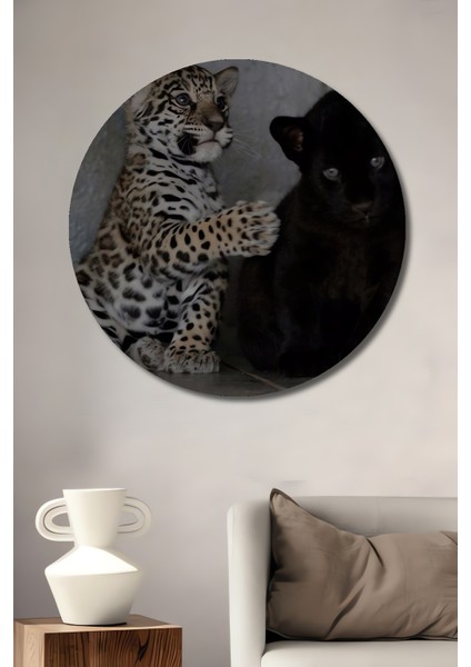 Mini Jaguar ve Kara Panter Yavrusu Yağlı Boya Görünümlü Dekoratif Ahşap Tablo Yuvarlak Tablo