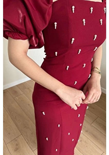 kare yaka maxi boy taş detaylı pera bordo elbise indirimleri