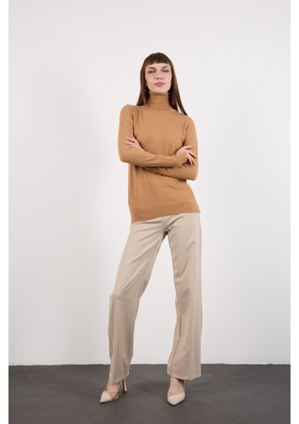 Kadın Bej Çıtçıtlı Kollu Balıkçı Yaka Triko Bluz