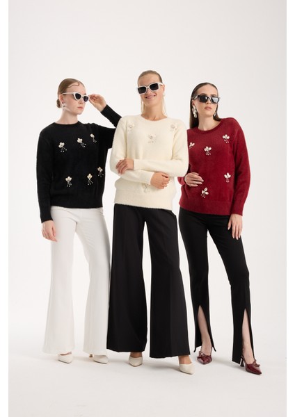 Kadın Ekru Sakal Iplik Önü Aksesuarlı Bisiklet Yaka Triko Kazak