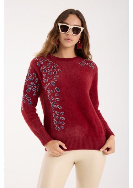 Kadın Bordo Sakal Iplik Boncuk Nakışlı Bisiklet Yaka Triko Bluz