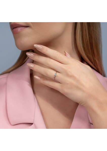 0,16 Karat Tektaş Pırlanta Yüzük fırsatları