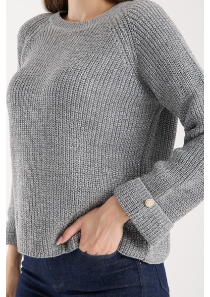 Kadın Gri Reglan Kol ve Tek Düğmeli Manşetler Bisiklet Yaka Simli Triko Kazak fırsatları