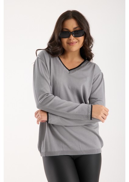 Kadın Gri Elit Viskon Kumaş Kontrast Sim Biyeli V Yaka Triko Bluz fiyatları