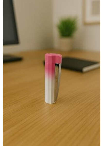 Şık Tasarımlı Metalik Gövde Yandan Basmalı Pürmüzlü Lüks Çakmak – Ayarlanabilir Güçlü Alev modelleri