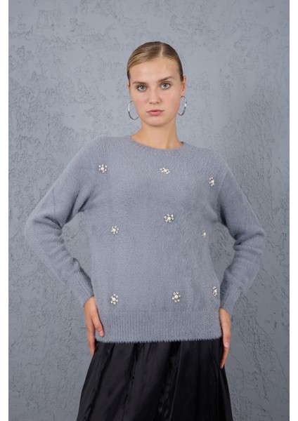 Kadın Gri Sakal Iplik Taş ve Inci Detaylı Bisiklet Yaka Triko Kazak modelleri