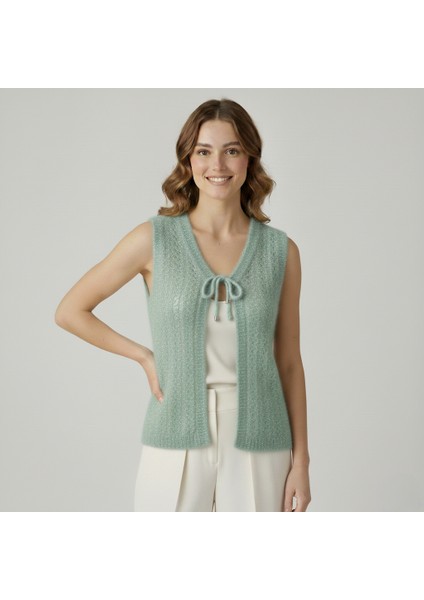 Çeyizlik Bağcıklı Simli Yumoş Yelek