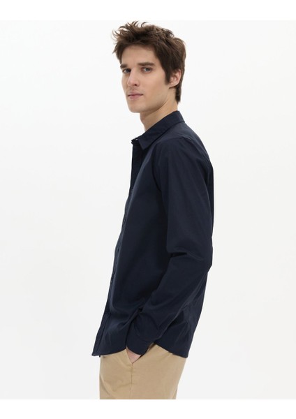 Uzun Kollu Önü Düğmeli Basic Lacivert Gömlek fırsatları