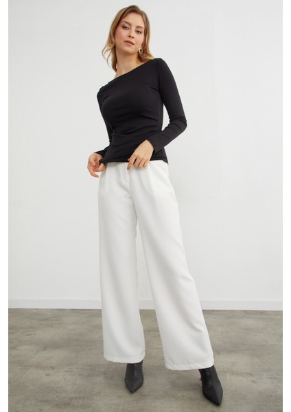 Yanları Drapeli Kayık Yaka Body indirimleri