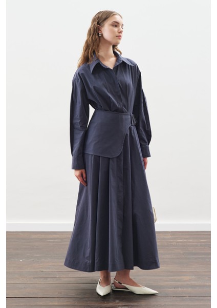 Kemer Detaylı Pileli Elbise Lacivert
