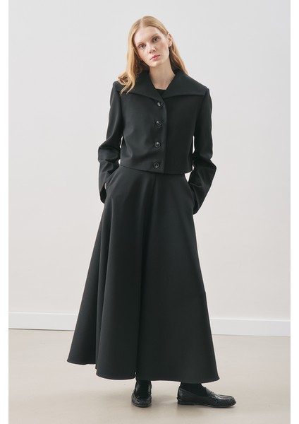 Loren Kısa Geniş Yakalı Ceket Siyah