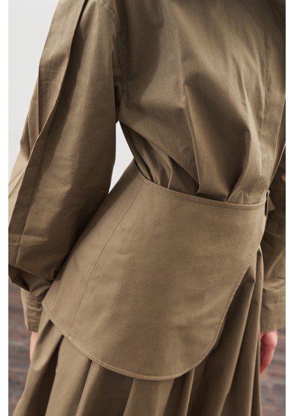 Kemer Detaylı Pileli Elbise Haki fırsatları