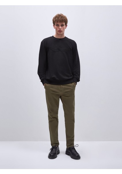 Uzun Kollu Sıfır Yaka Sign Baskılı Siyah Sweatshırt