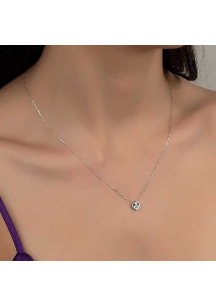 Ucarticaret Swarovski Taşlı Gümüş Kalp Bayan Kolye