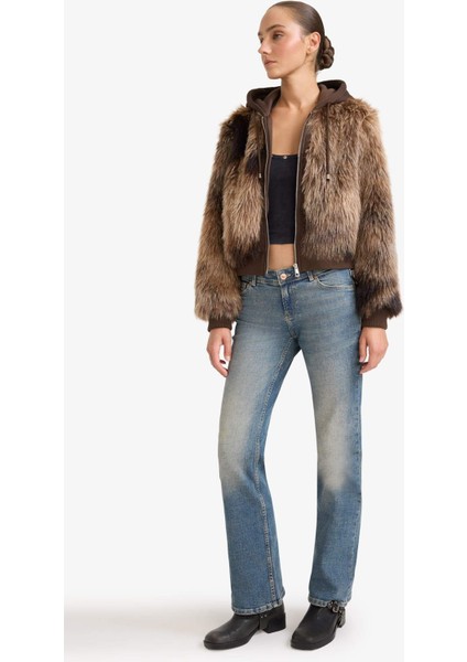 Regular Fit Kapüşonlu Fermuarlı Suni Kürk Mont F5572AX25WN fiyatları