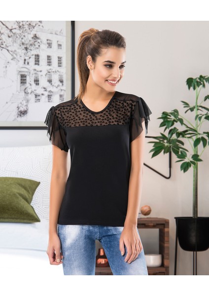 Derya Kurşun Tül Detaylı Kadın Tişört 130