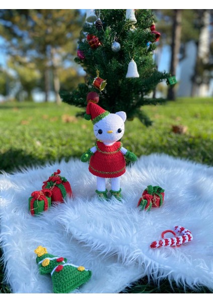 Amigurumi Noel Yılbaşı Temalı Hello Kıtty Örgü Organik Oyuncak Uyku Arkadaşı