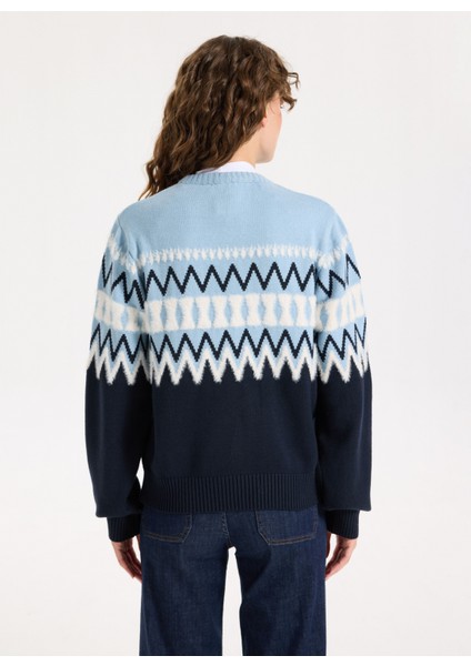 Bisiklet Yaka Relaxed Jakarlı Ekru - Lacivert Kazak Kadın J5WL-KZK7050 indirimleri