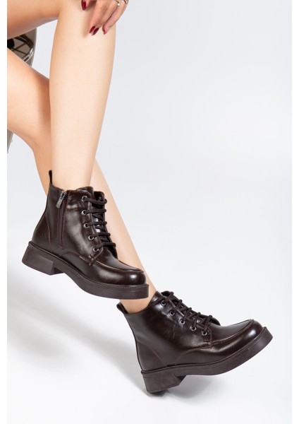 02-2001 Kahve Kırışık Rugan Bağcıklı Fermuarlı Günlük Kadın Bot modelleri