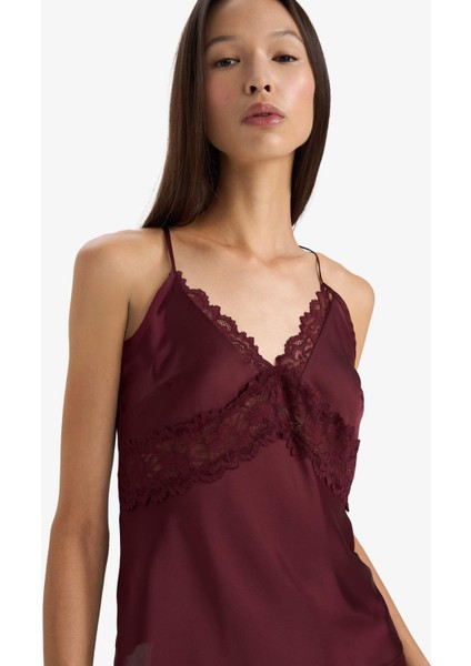 Regular Fit V Yaka Dantel Detaylı Askılı Saten Üst-Fall in Love G1670AX25AU modelleri