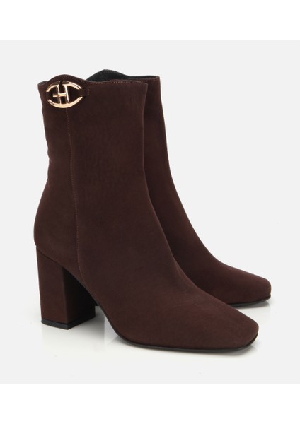 01BOH312630A480 KADIN Süet Deri Kahverengi Tokalı Kare Uçlu Bilekte Topuklu Bot fiyatları