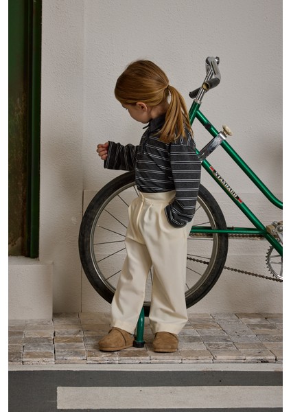 Pile Detaylı Pantolon Bej indirimleri