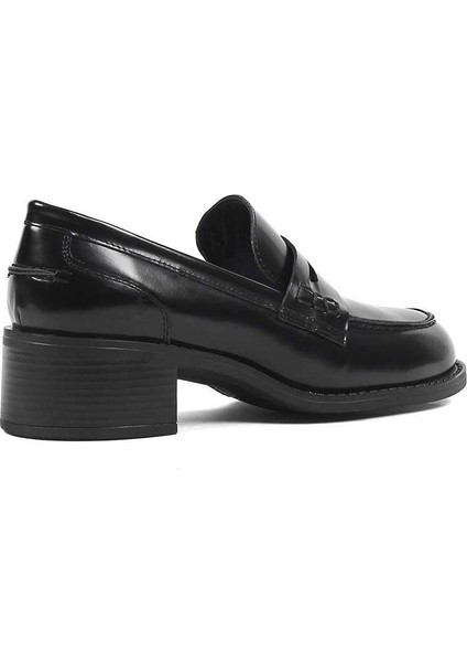 Kadın Siyah Kalın Topuklu Açma Deri Klasik Ayakkabı fırsatları