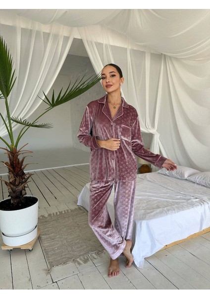 Lv Monogram Kadife Pijama Takımı Lila fırsatları