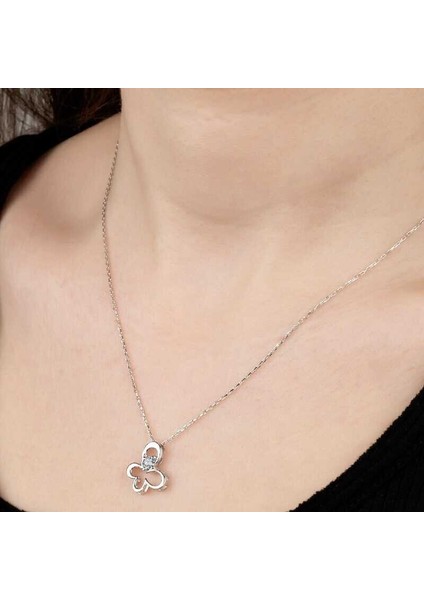 Ucarticaret Swarovski Taşlı Gümüş Kelebek Bayan Kolye