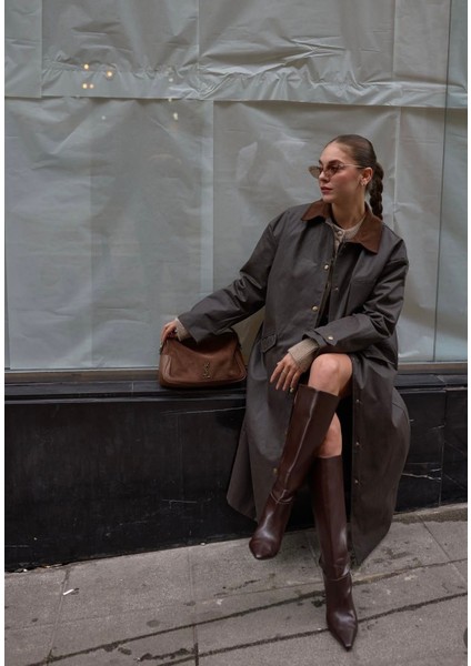 Kadife Yaka Ceket Formunda Uzun Trençkot