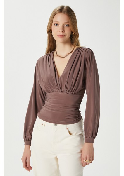 Kadın Sante V Yaka Vizon Yumuşak Sandy Bluz fiyatları