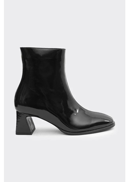 2597 Kadın Deri Topuklu Bot