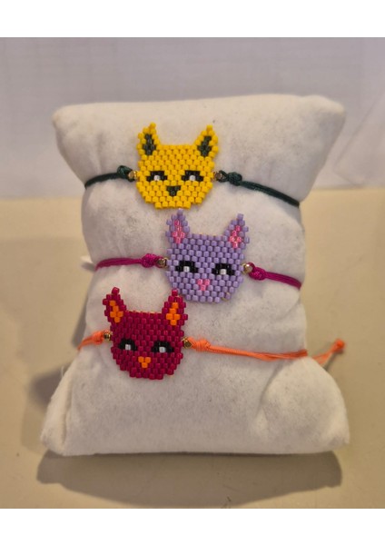 Miyuki Taşlı Kedi Figürlü Bileklik