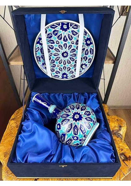 Vip Hediye Selçuklu Yıldızı Motifli Iznik Çini Vazo ve Tabak Seti fırsatları