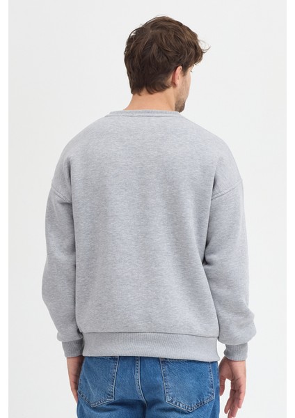 Gri Bisiklet Yaka Erkek Oversize Sweatshirt Pamuklu Basic 3 Iplik Şardonlu fırsatları