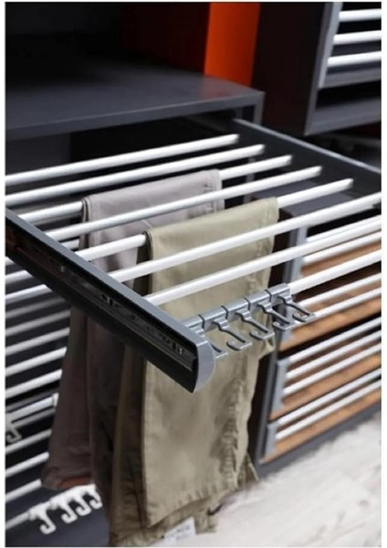 Teloskopik Raylı Pantolon Askılığı-47*40 cm