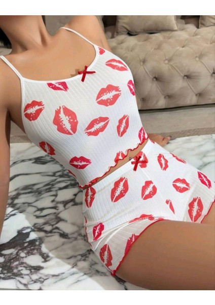 Kadın Beyaz Dudak Desenli Seksi Gecelik Takım 5021 modelleri