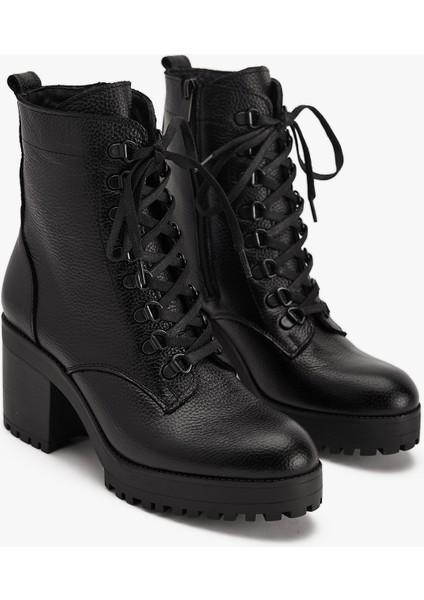 Kadın Siyah Yüksek Kalın Taban Hakiki Deri Bağcıklı Bot indirimleri