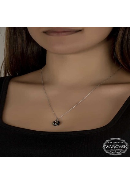 Ucarticaret Swarovski Crystal Iris Yeşil Taşlı Gümüş Kadın Kolye