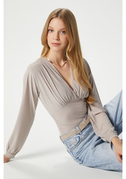 Kadın Sante V Yaka Bej Yumuşak Sandy Bluz modelleri