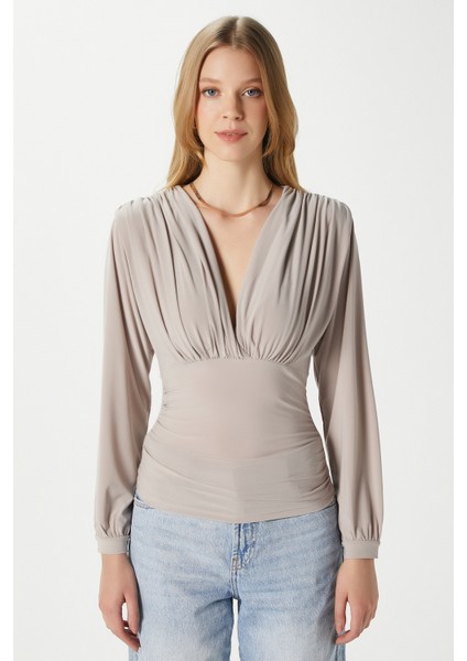 Kadın Sante V Yaka Bej Yumuşak Sandy Bluz indirimleri