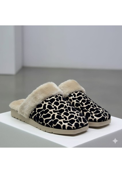 Leopar Desenli Içi Tüylü Sıcacık Pvc Taban Kadın Ev Terliği