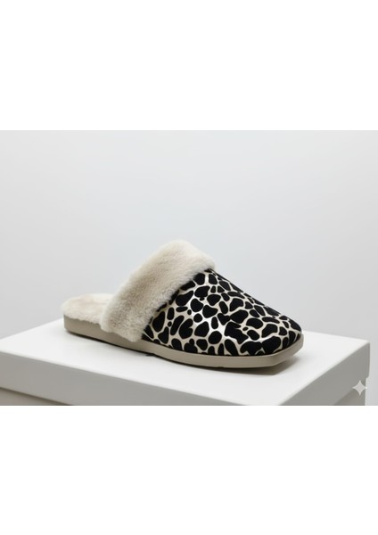 Leopar Desenli Içi Tüylü Sıcacık Pvc Taban Kadın Ev Terliği
