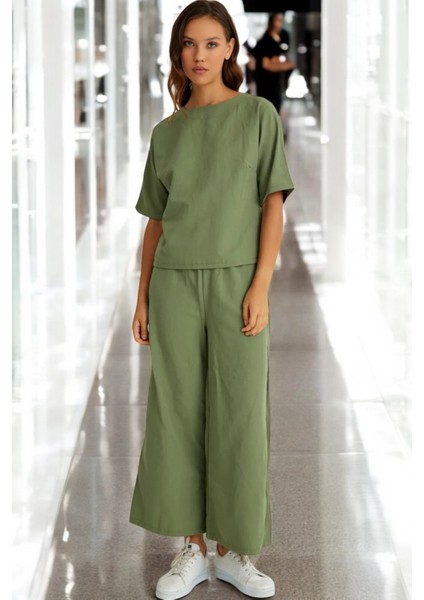 İkili Alt Üst Kısa Kollu Keten Takım