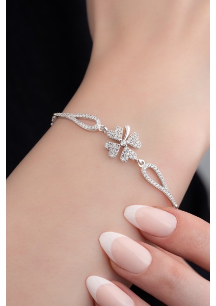 925 Ayar Gümüş Rodyumlu Zirkon Taşlı Yonca Bileklik fırsatları