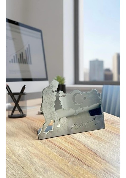 Atatürk Özel Lazer Kesim Masaüstü Hediyelik